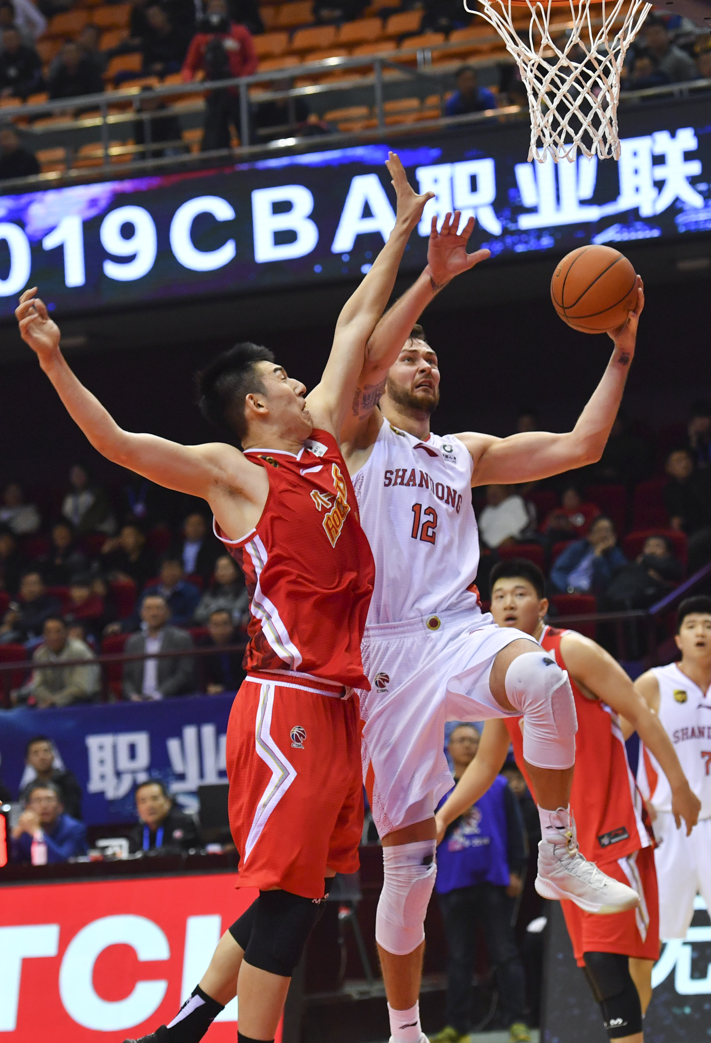 个展示运动 个展示运动